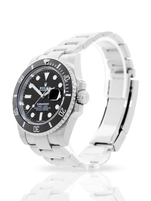 Rolex Submariner 116610 LN Image 2